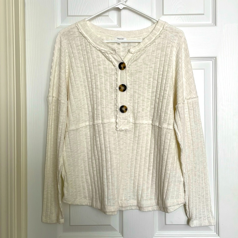 Maurice’s XL button up boho top